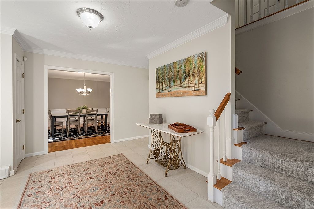 63 Pine Hill Rd Southborough, MA 01772 - Thumbnail 5