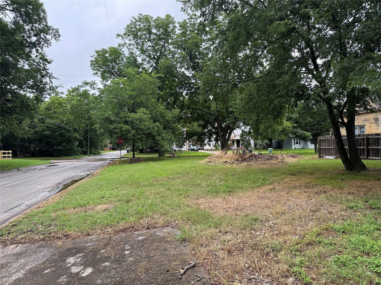 303 W Steadman St Sherman, TX 75090 | Land/Lot