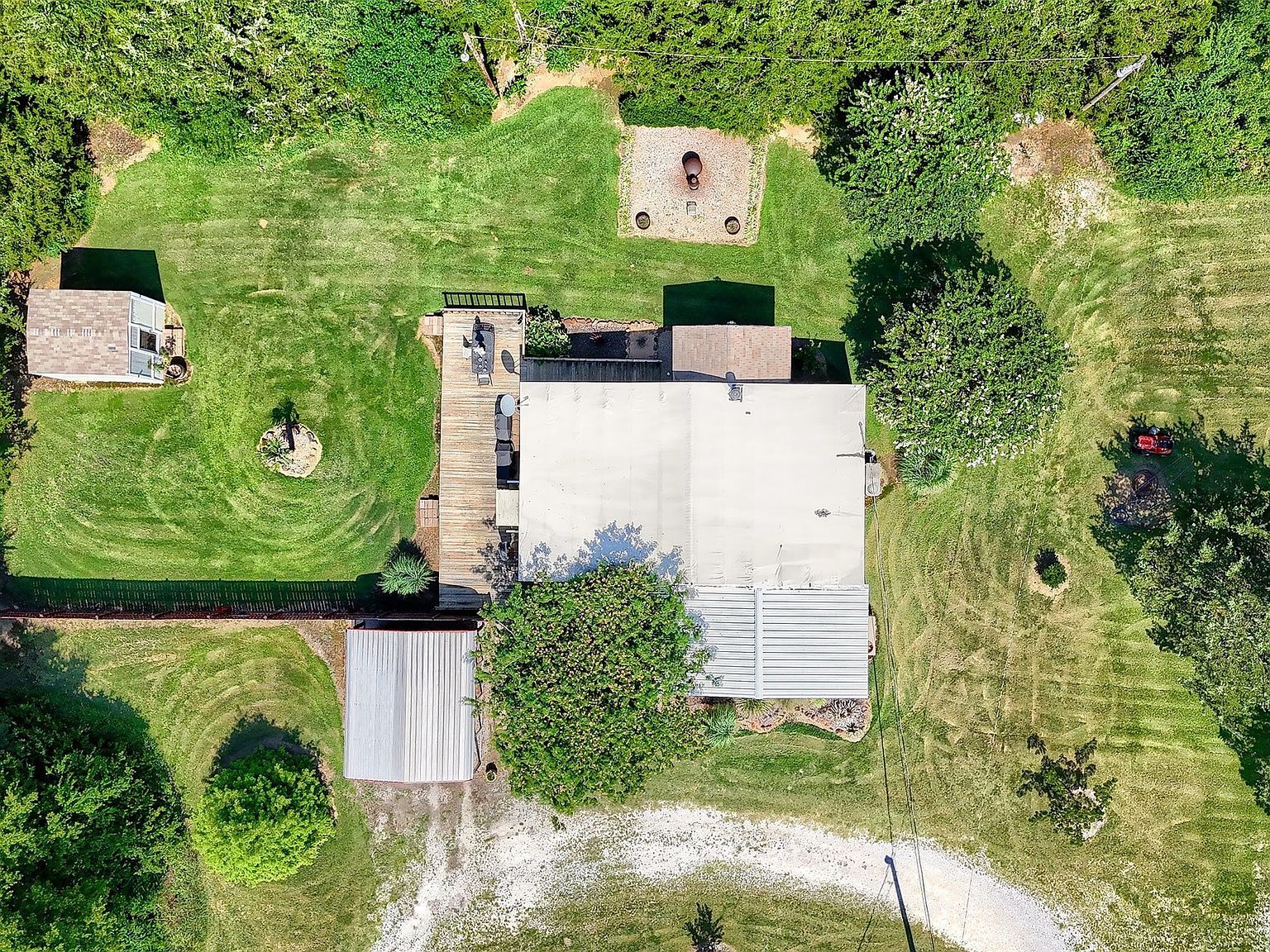 2447 Cemetery Rd Pottsboro, TX 75076 - Thumbnail 5