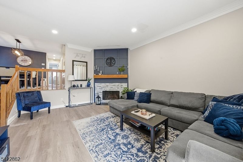 166 Sandcastle Ky #1 Secaucus, NJ 07094 - Thumbnail 5