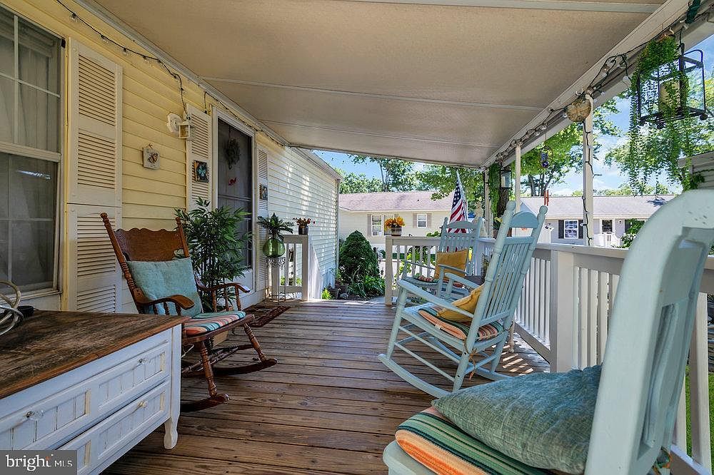 17 South Dr East Windsor, NJ 08520 - Thumbnail 5