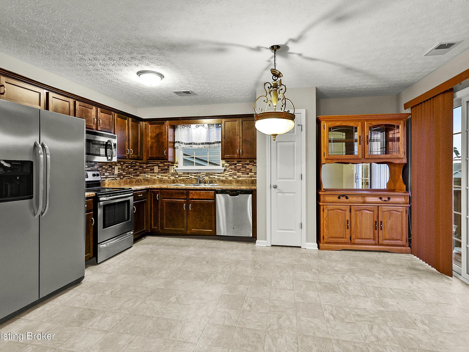 2140 Two Springs Dr Shelbyville, KY 40065 - Thumbnail 5