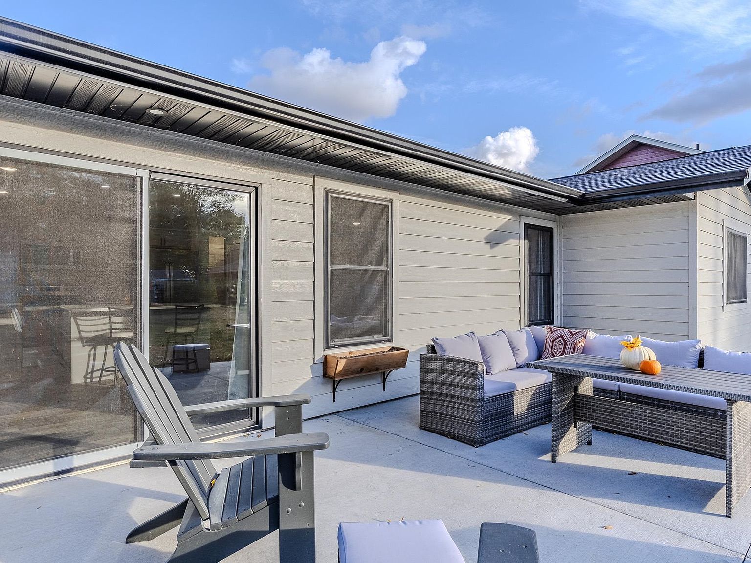 1004 Clayton St Lake Park, IA 51347 - Thumbnail 5