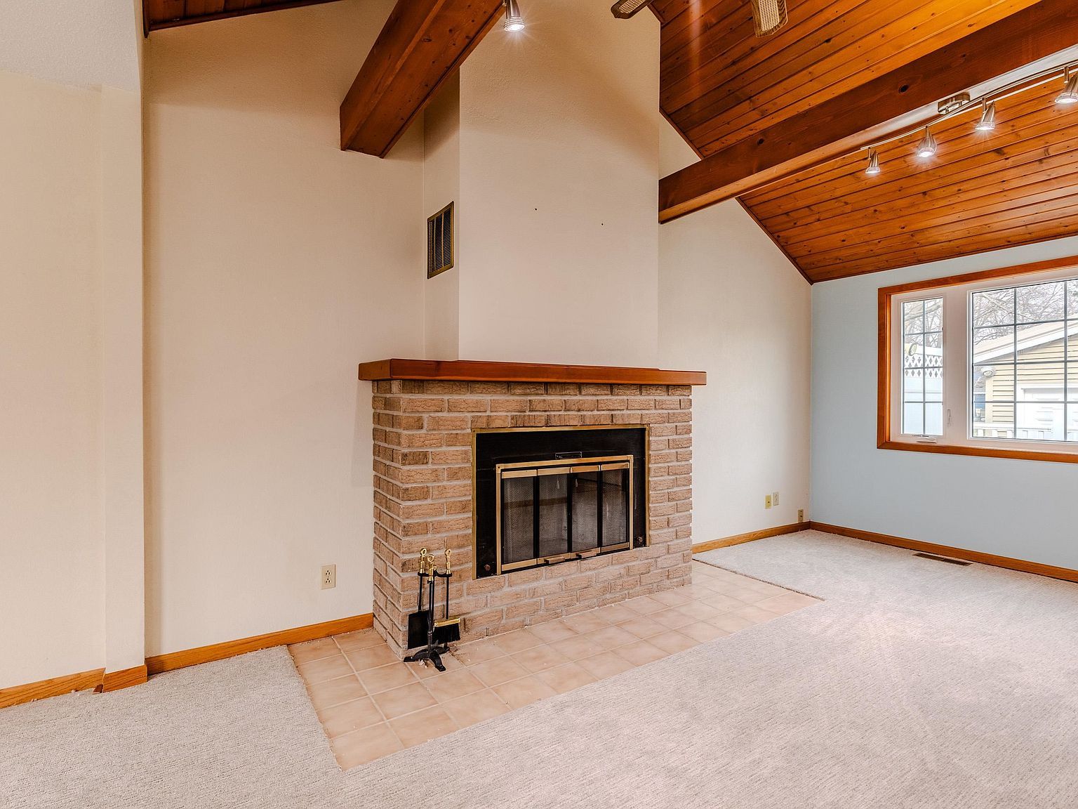 314 E 5th St Lake Park, IA 51347 - Thumbnail 5