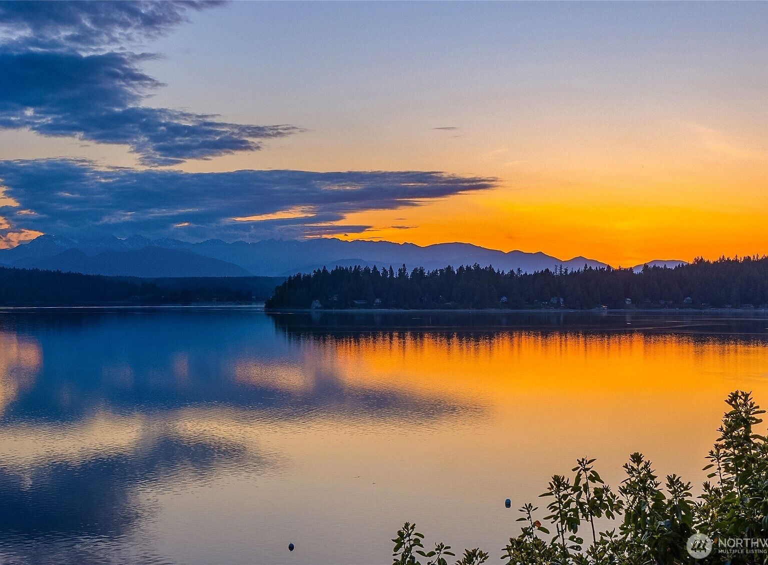 13401 Manzanita Rd NE Bainbridge Island, WA 98110 - Thumbnail 5