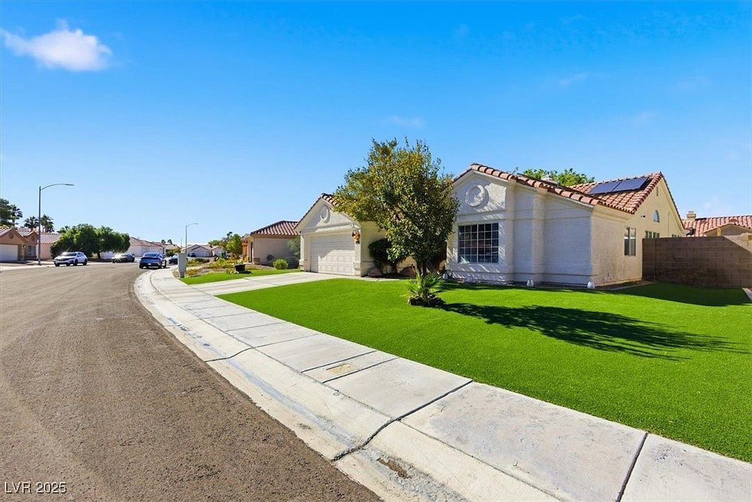 4701 Victoria Beach Way Las Vegas, NV 89130 - Thumbnail 5