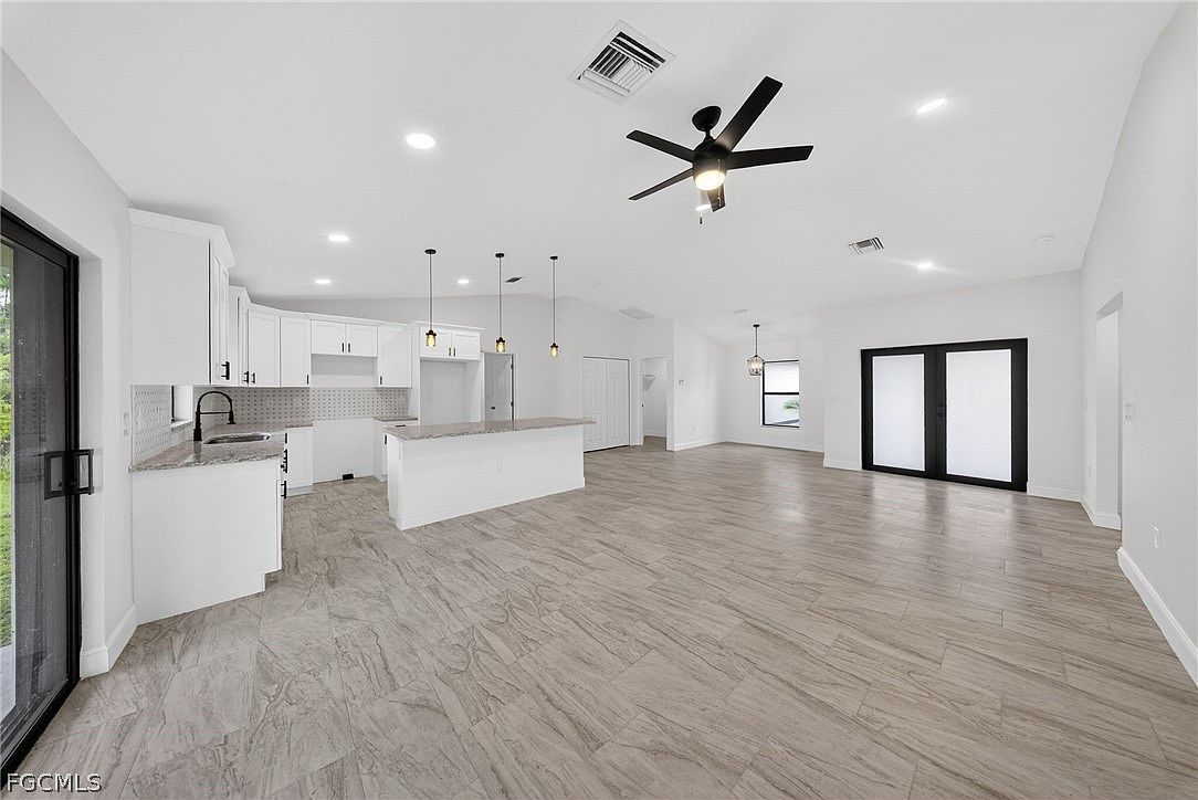 1201 W 11th St Lehigh Acres, FL 33972 - Thumbnail 5