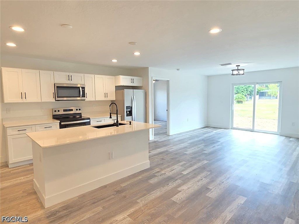 2106 Basin St Pt Charlotte, FL 33952 - Thumbnail 5