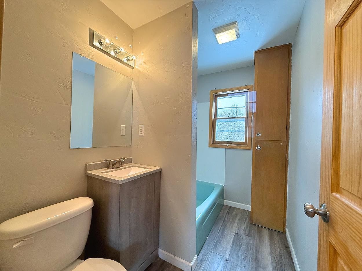 752 Franklin St Oshkosh, WI 54901 - Thumbnail 5