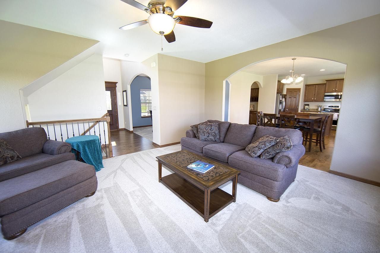 1822 Rockridge Way Waukesha, WI 53188 - Thumbnail 5