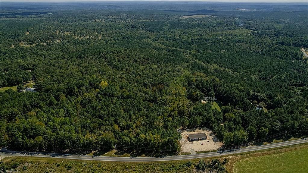 120 Lindsey Ln Eagle Springs, NC 27242 - Thumbnail 5