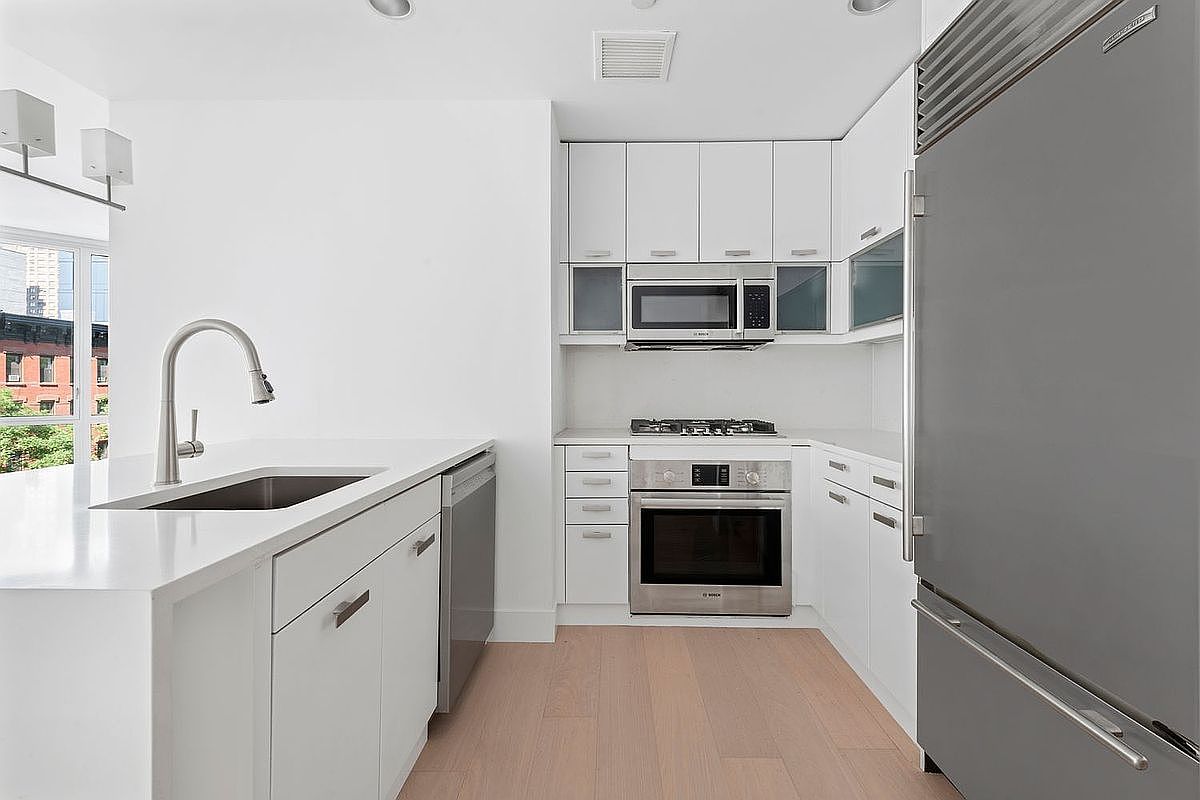 225 E 34th St APT 5E New York, NY 10016 - Thumbnail 5