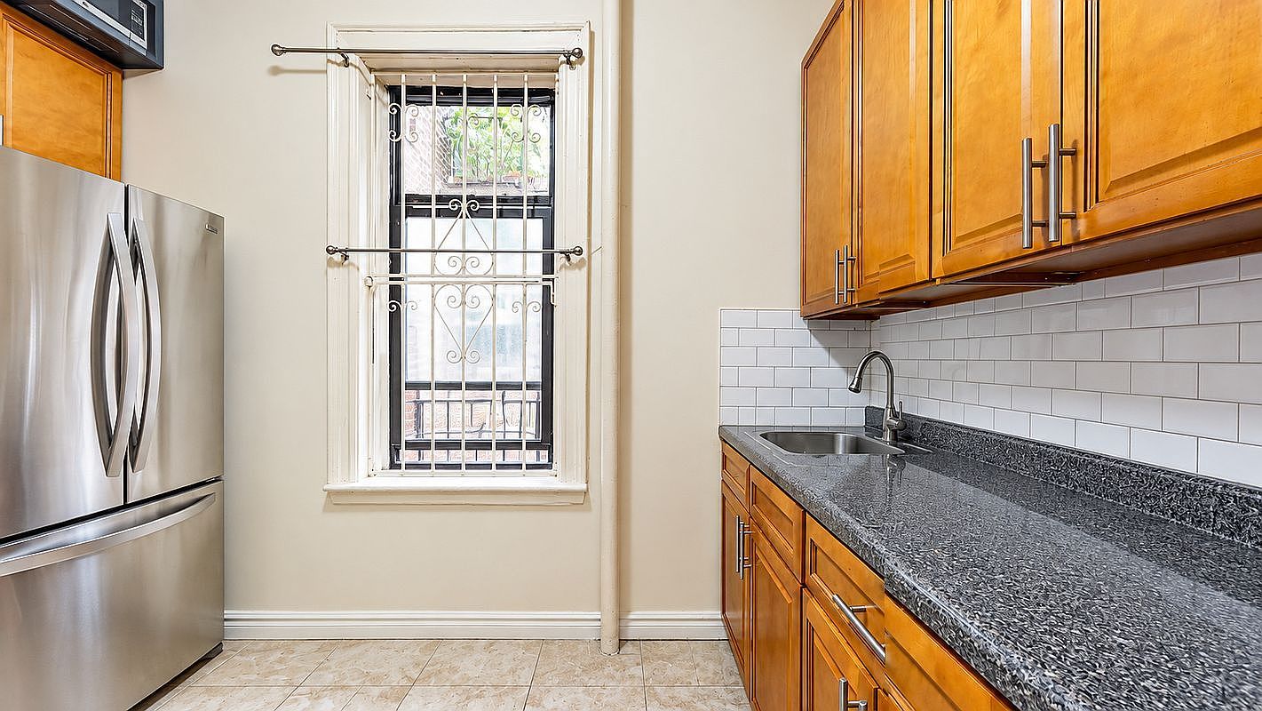 97-52 75th St #A2 Ozone Park, NY 11416 - Thumbnail 5