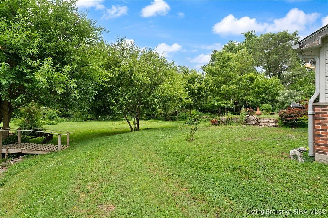 1127 Walnut St Madison, IN 47250 - Thumbnail 5