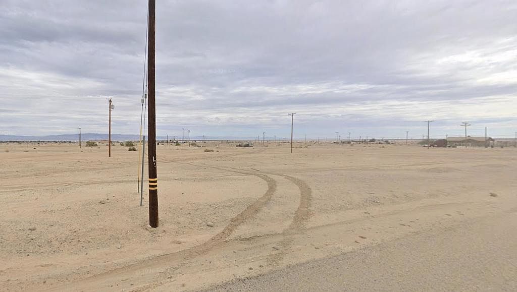 2052 Sunset Ave Thermal, CA 92274 - Thumbnail 5