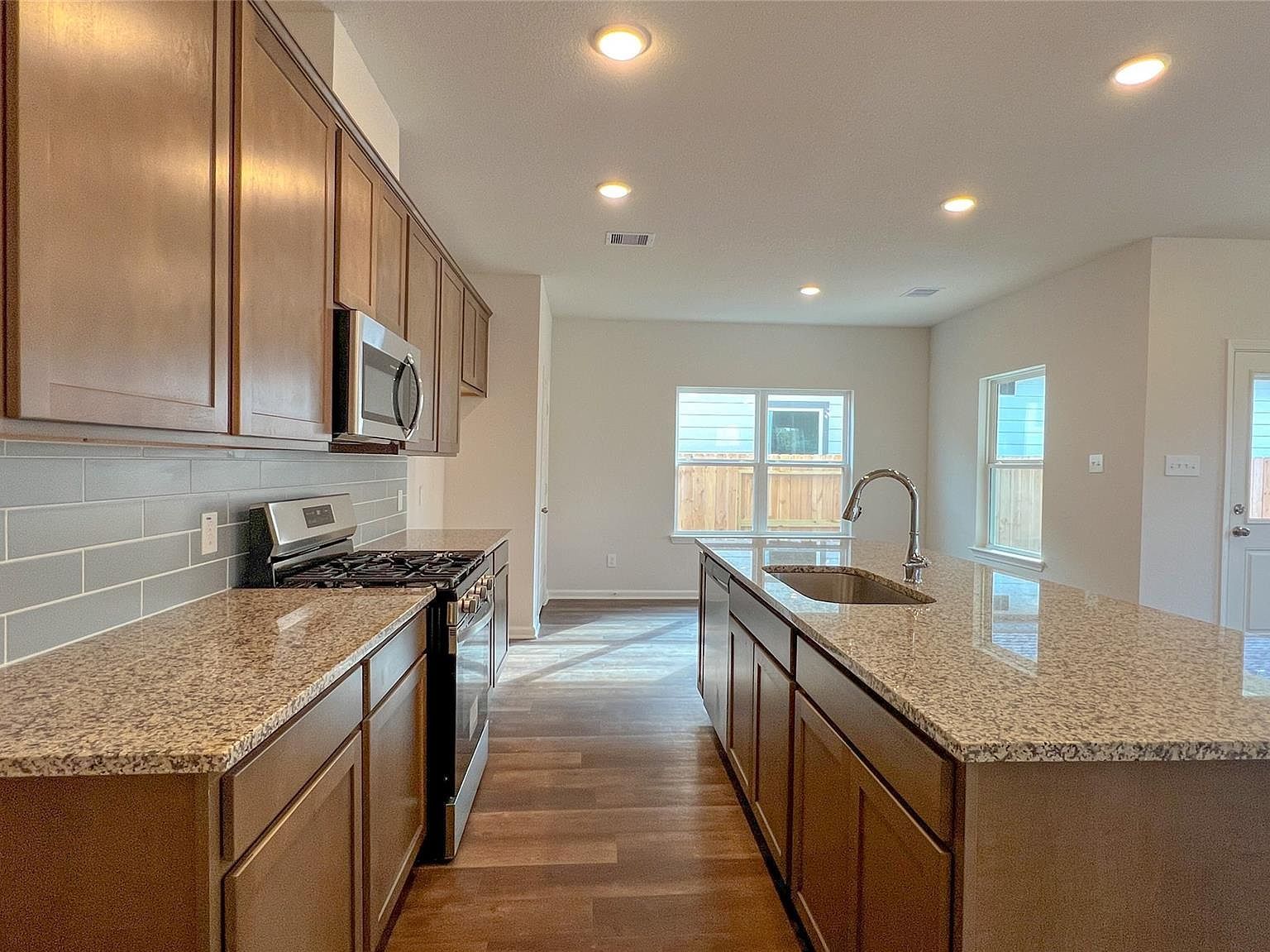 14386 Chilean Way Splendora, TX 77372 - Thumbnail 5