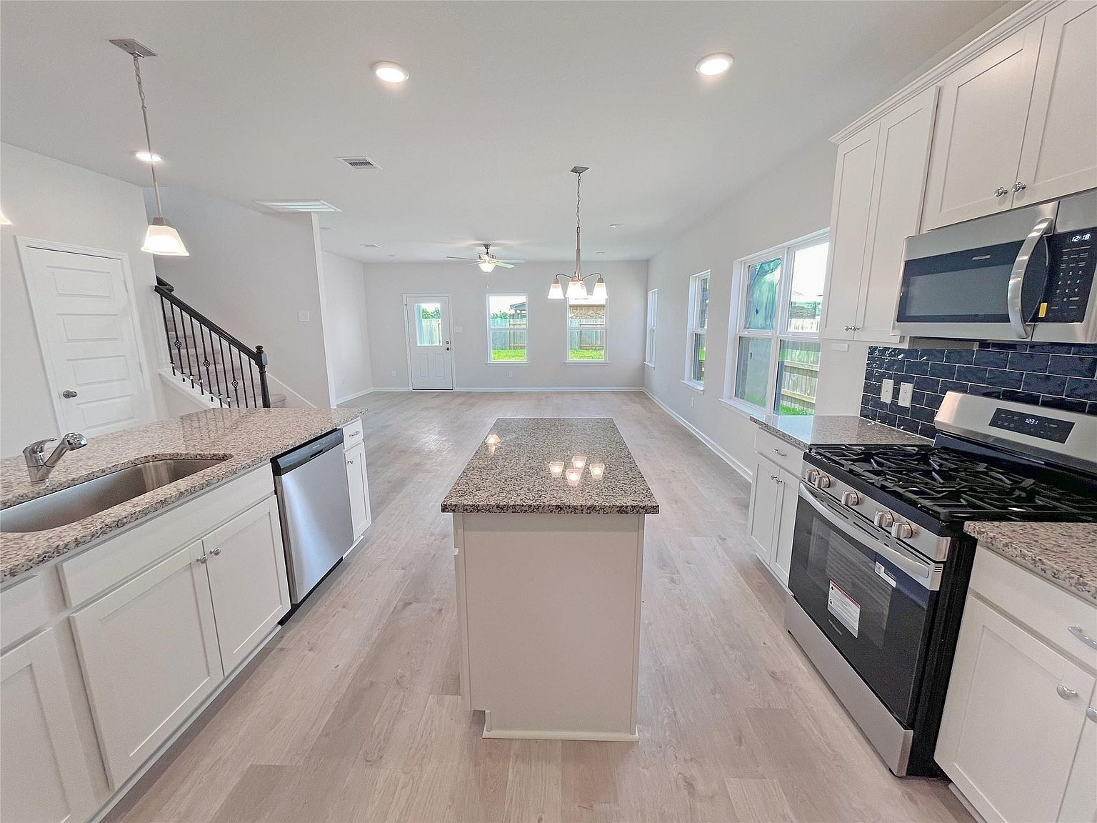 5927 Royal Palm Dr Manvel, TX 77578 - Thumbnail 5