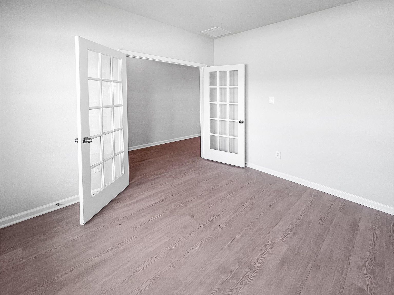 1629 River Scene Trl Dayton, TX 77535 - Thumbnail 5