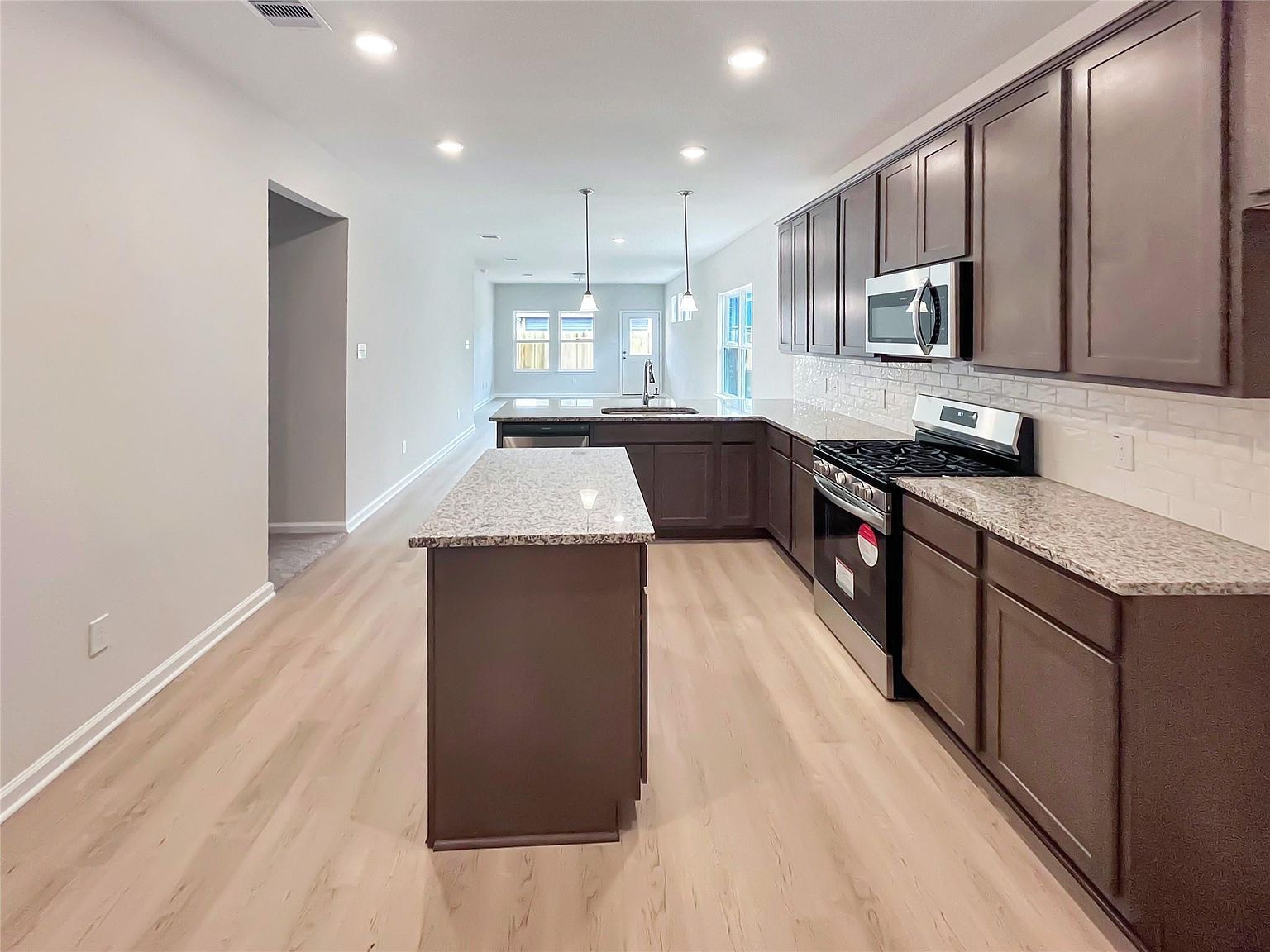 15502 Foresail Ln S Houston, TX 77053 - Thumbnail 5