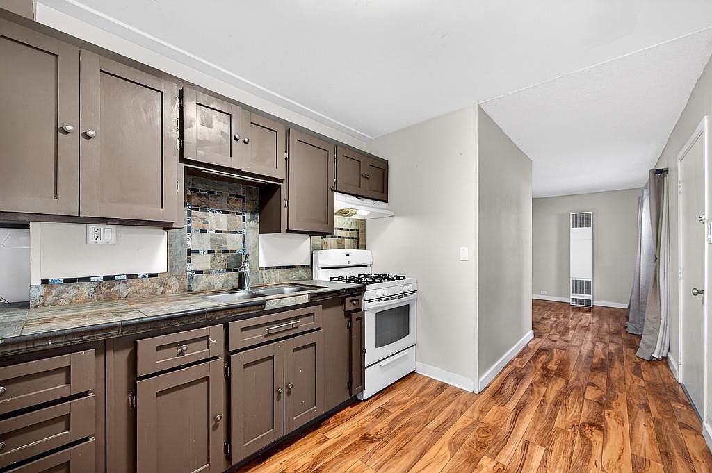 1099 Tata Ln South Lake Tahoe, CA 96150 - Thumbnail 5