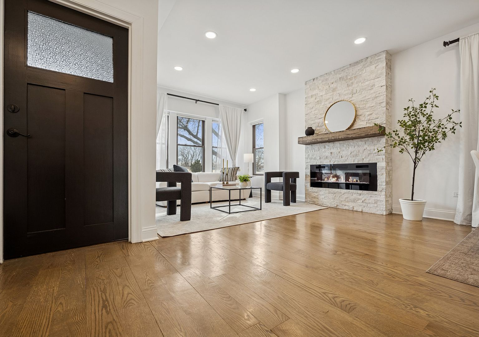 5426 N Western Ave Chicago, IL 60625 - Thumbnail 5