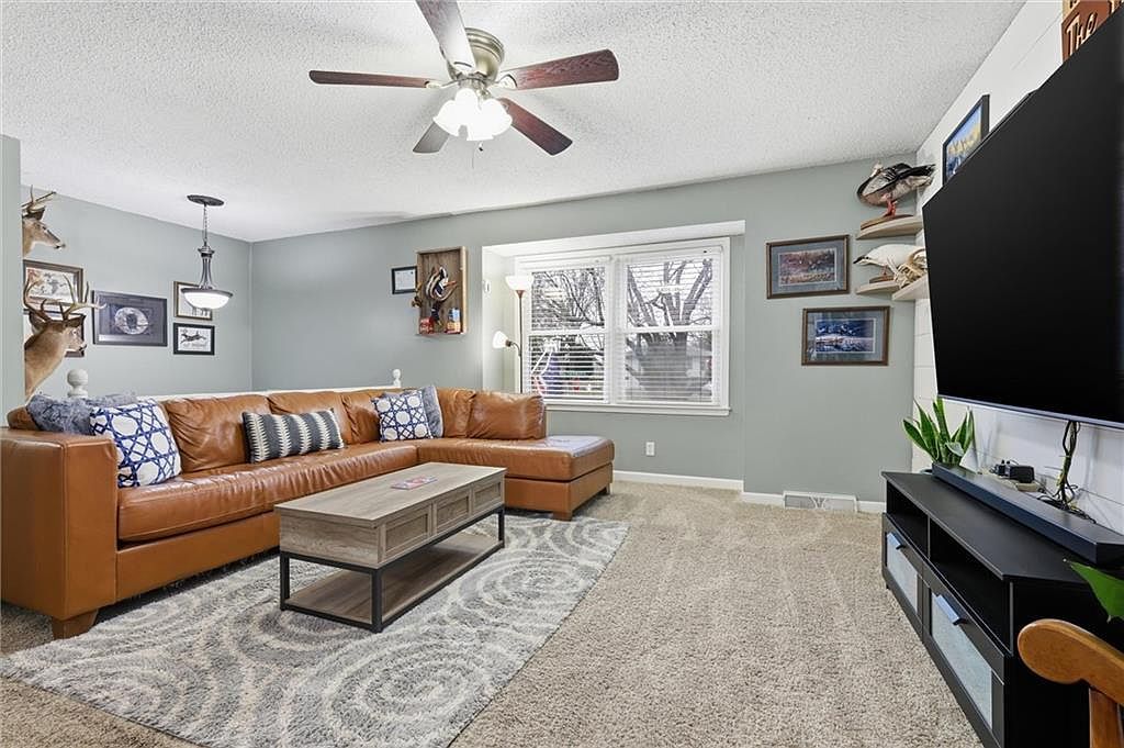 8001 Bel Ray Dr Belton, MO 64012 - Thumbnail 5