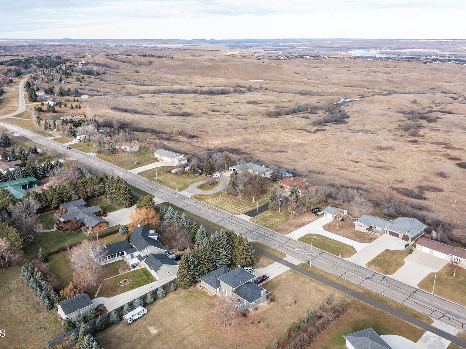 4004 Old Red Trl NW Mandan, ND 58554 - Thumbnail 5