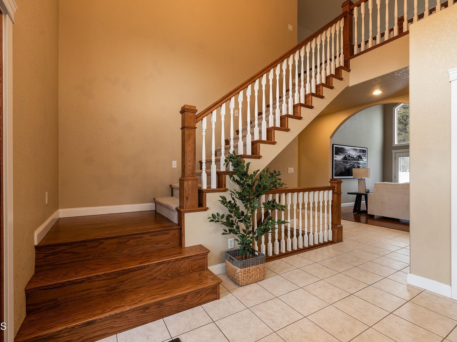 4912 Inlet Bay Dr SE Mandan, ND 58554 - Thumbnail 5