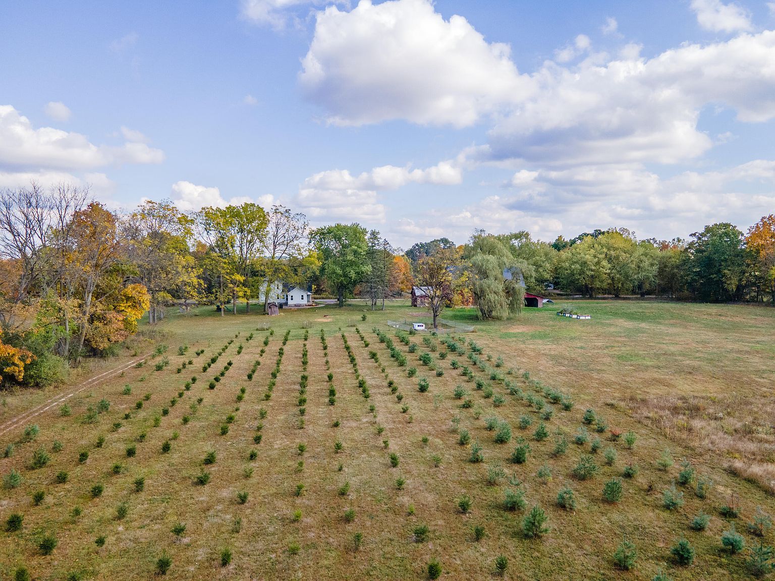 4420 Bull Run Rd Gregory, MI 48137 - Thumbnail 5