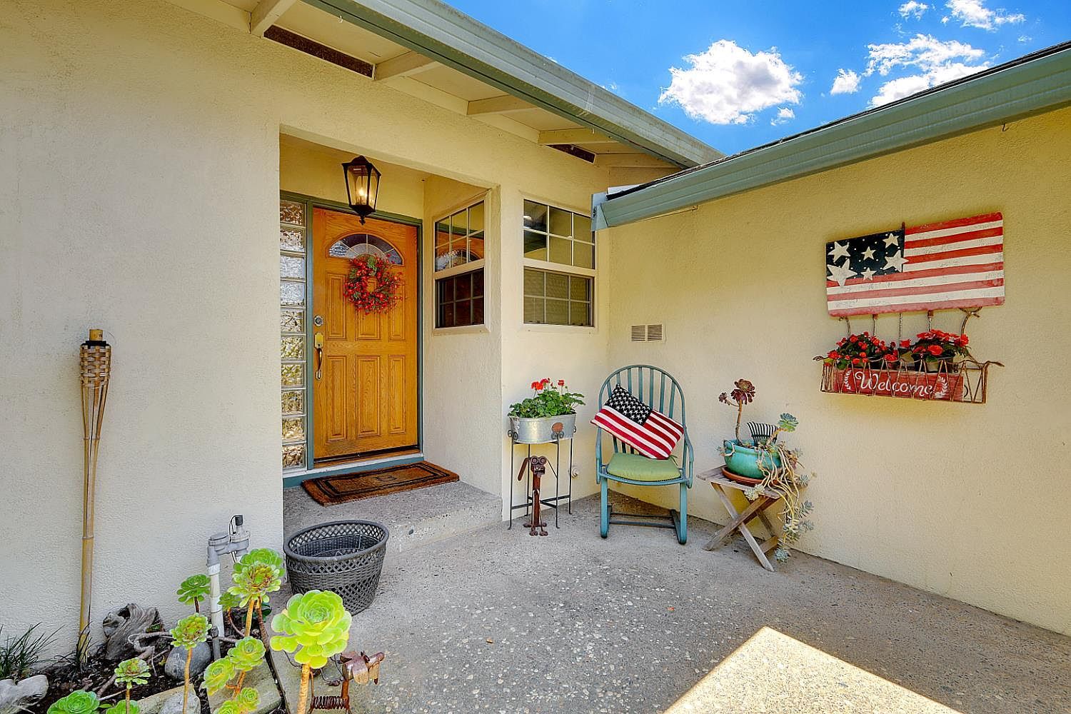 1213 Gary Way Carmichael, CA 95608 - Thumbnail 5