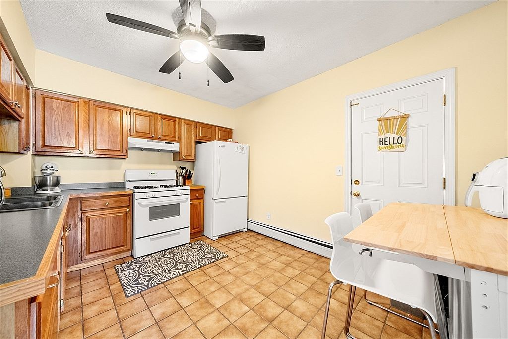 464 Bank St APT 10 Fall River, MA 02720 - Thumbnail 5