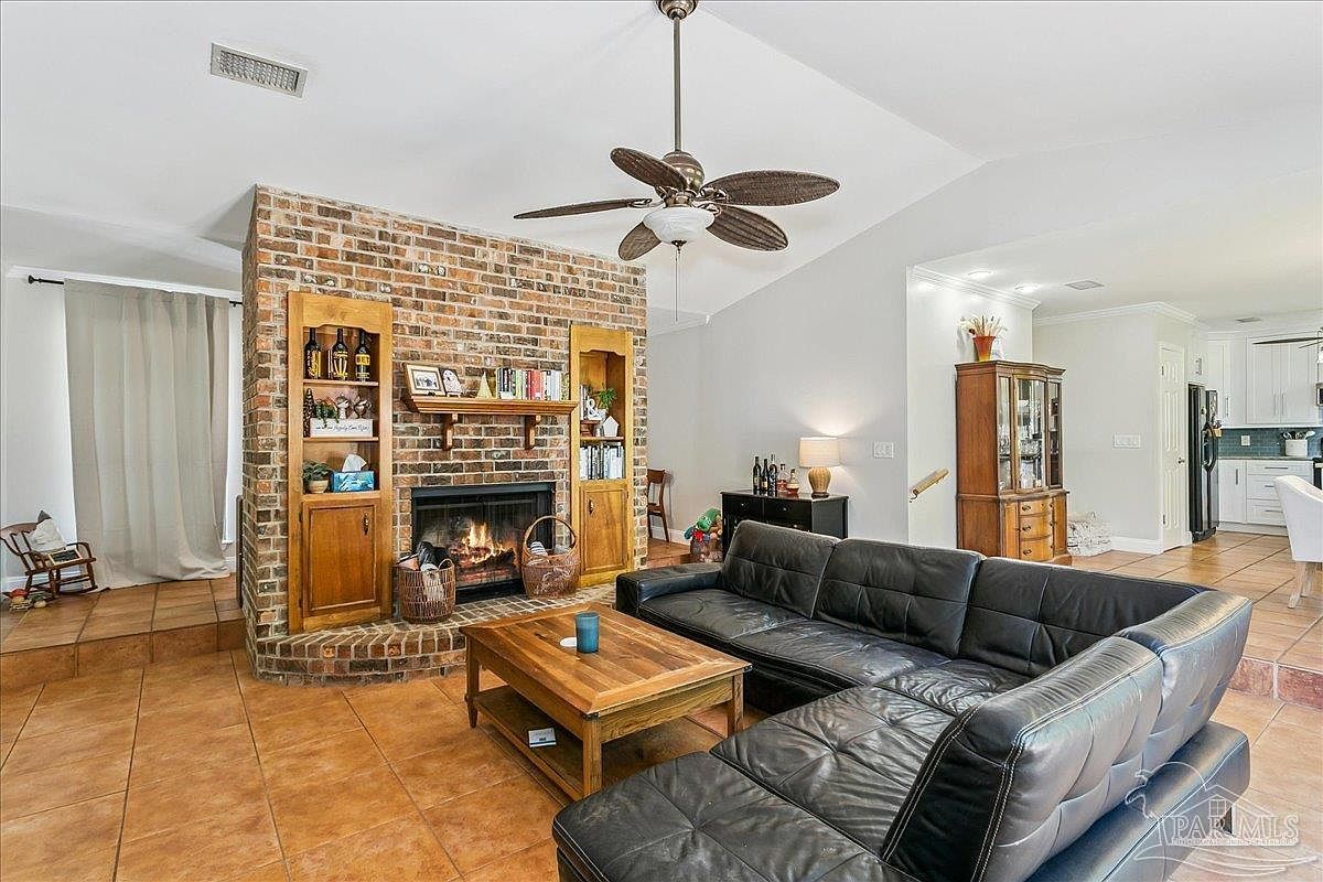 312 Florida Ave Gulf Breeze, FL 32561 - Thumbnail 5
