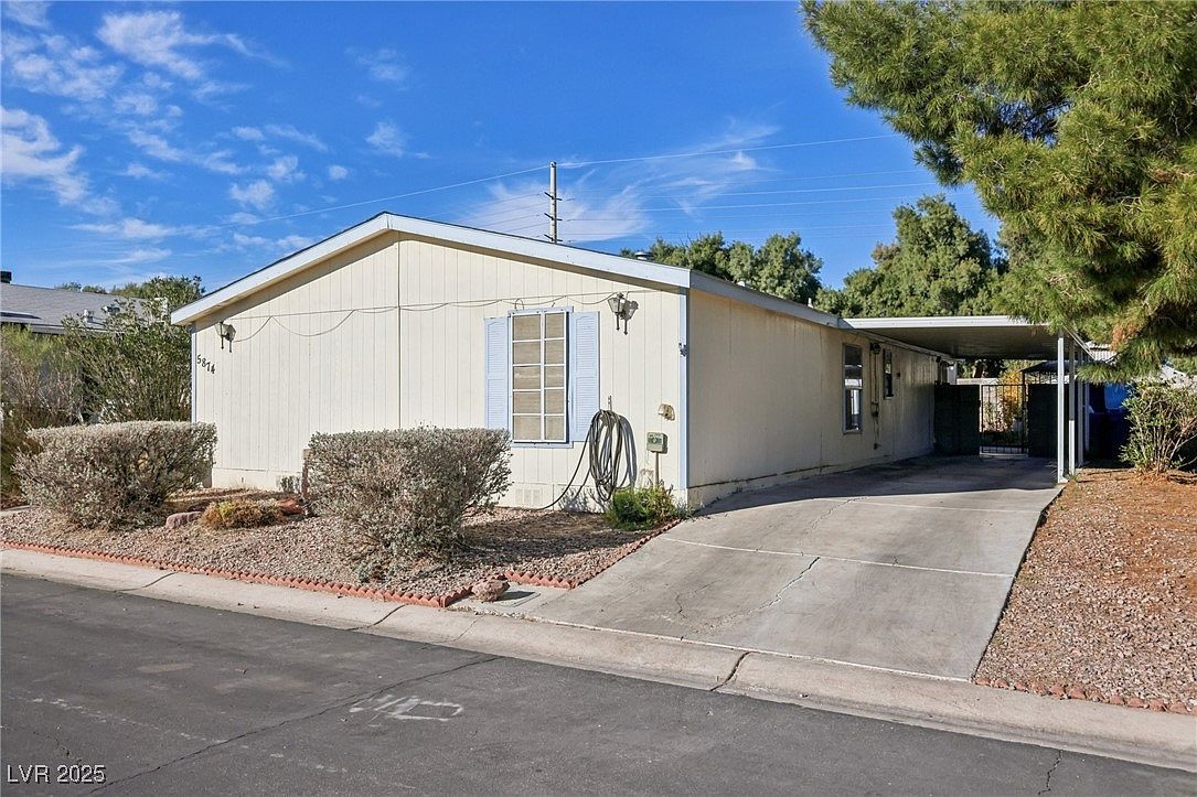 5874 Sassy Rose Dr Las Vegas, NV 89122 - Thumbnail 5