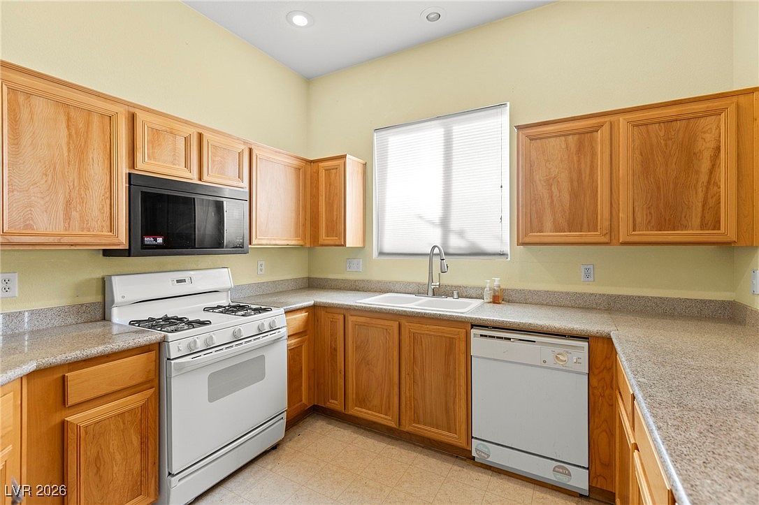 156 Staten Island Ave Las Vegas, NV 89123 - Thumbnail 5