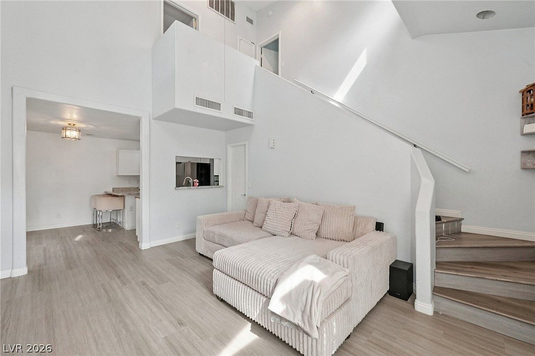 6964 Coral Rock Dr Las Vegas, NV 89108 - Thumbnail 5