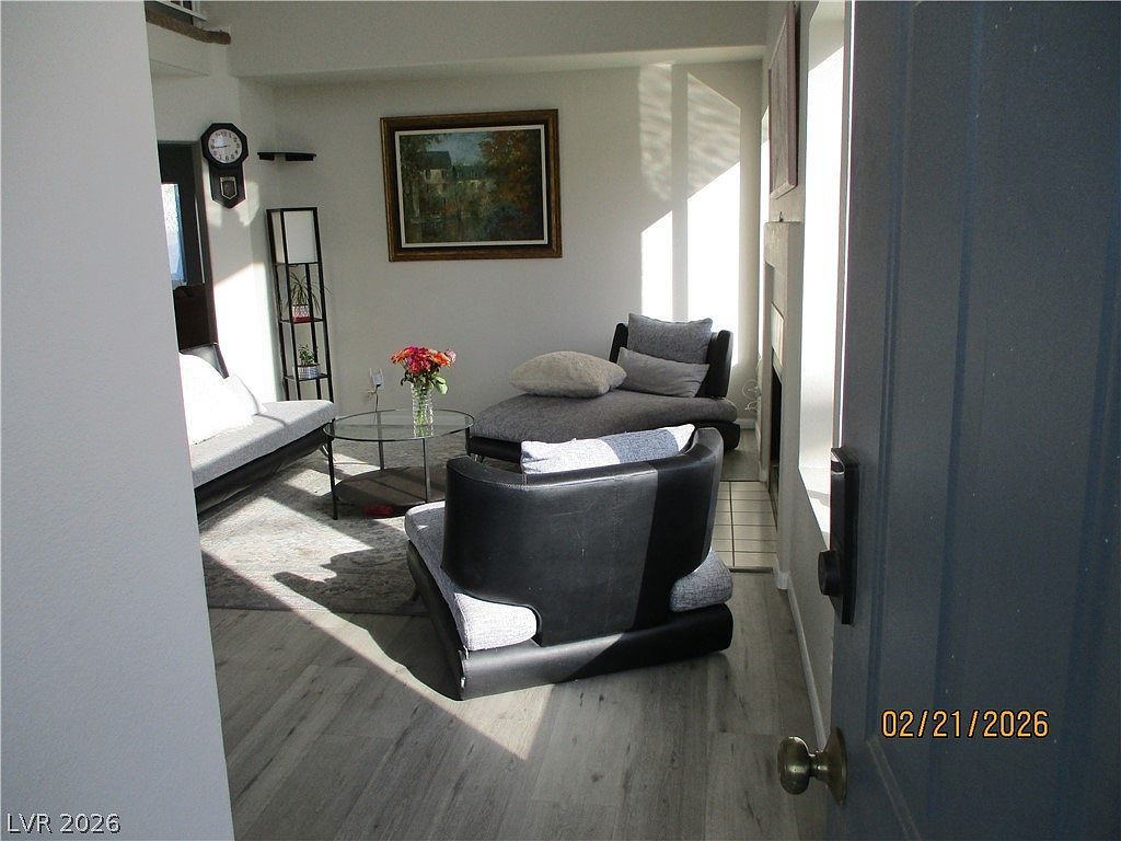 6484 Lombard Dr Las Vegas, NV 89108 - Thumbnail 5