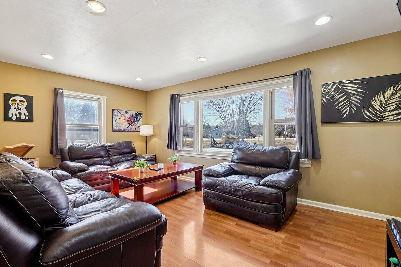 W187S6736 Agate Dr Muskego, WI 53150 - Thumbnail 5