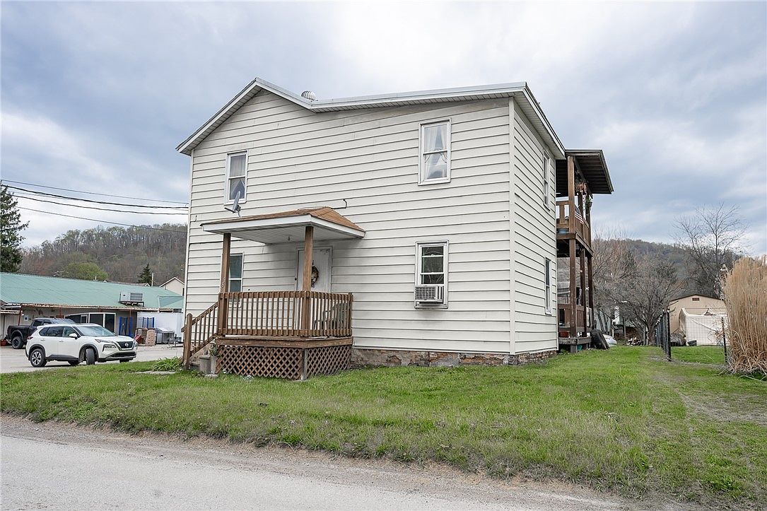 185 Front St Robinson, PA 15949 - Thumbnail 5