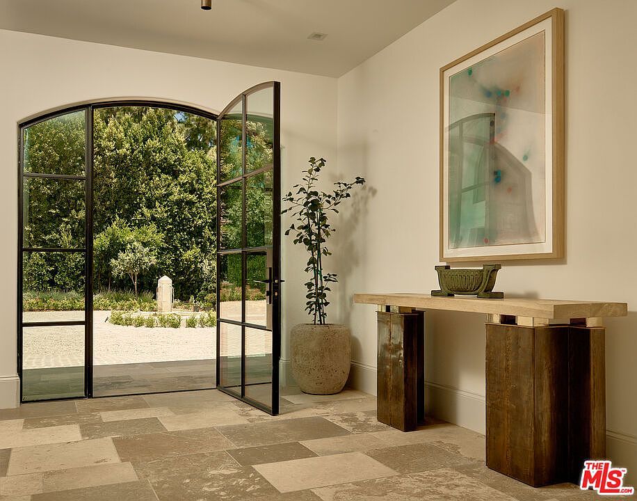 701 Nimes Rd Los Angeles, CA 90077 - Thumbnail 5