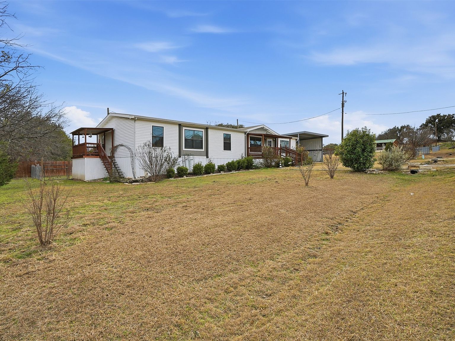 3101 Hilltop Rd Granbury, TX 76048 - Thumbnail 5