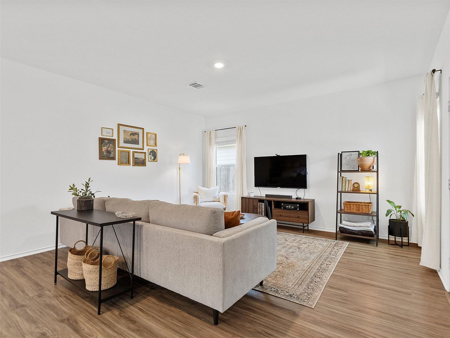 308 Sunfish Ln Bastrop, TX 78602 - Thumbnail 5