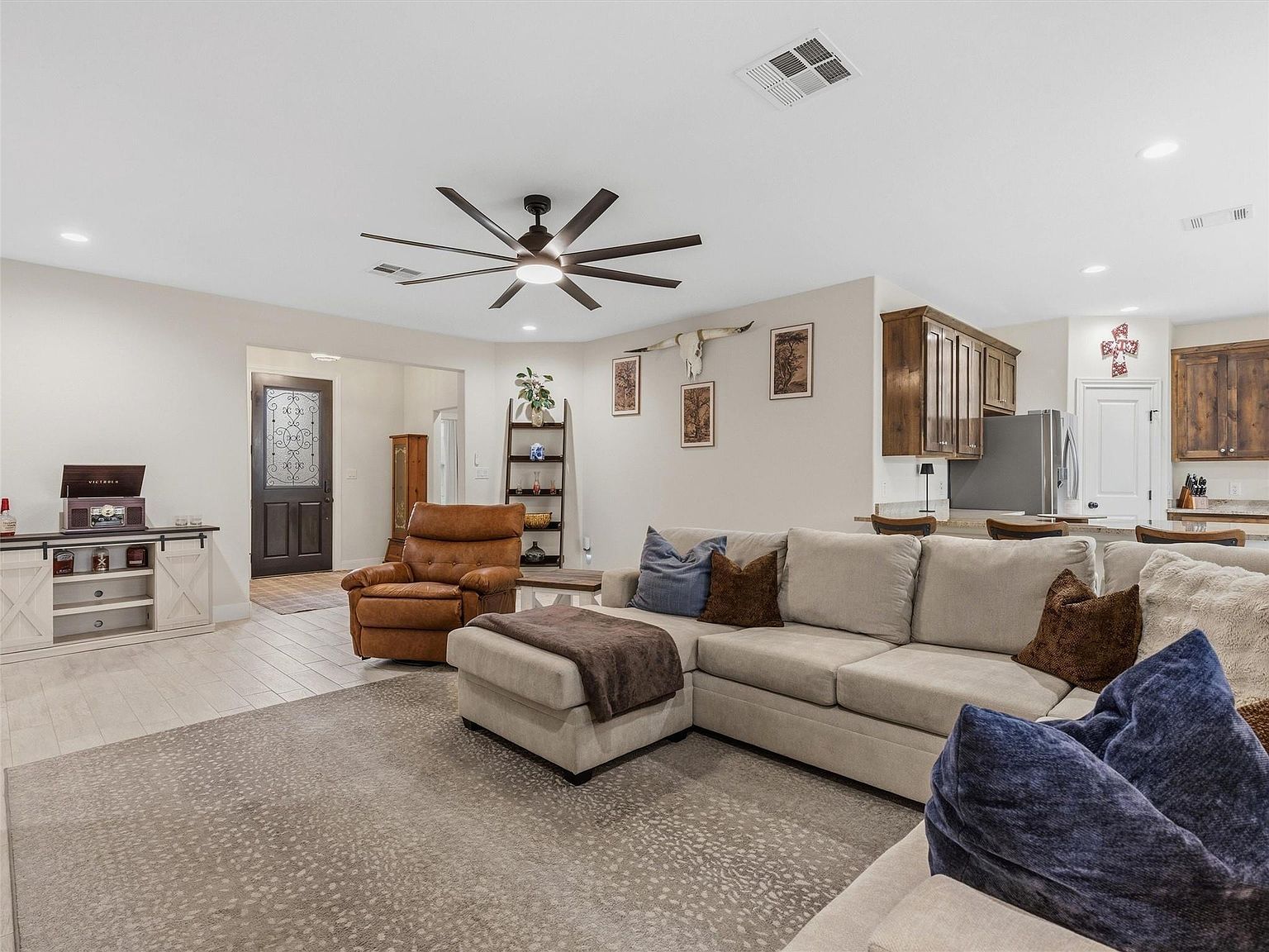 334 Webb St Smithville, TX 78957 - Thumbnail 5