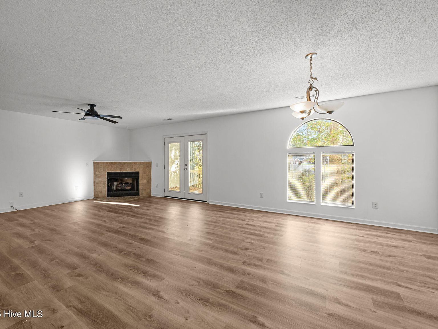 935 Birch Creek Dr Wilmington, NC 28403 - Thumbnail 5