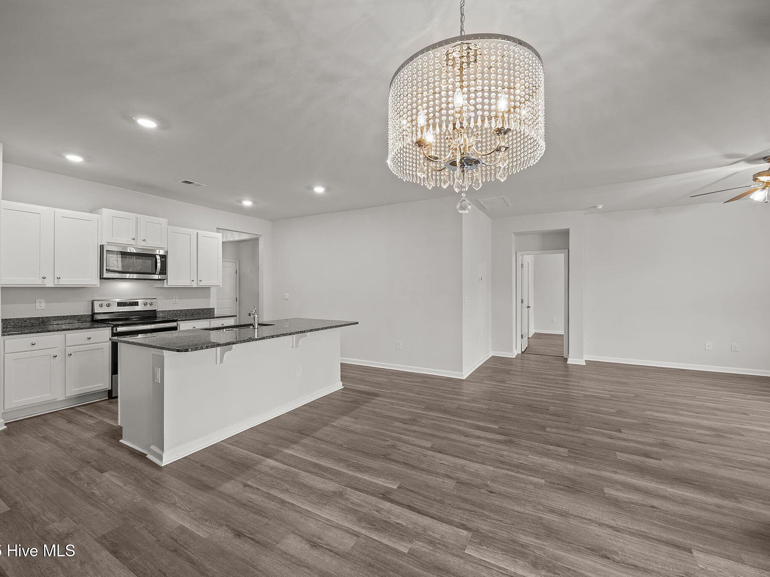 1326 Cadbury Castle Dr SE Castle Dr Se, NC 28422 - Thumbnail 5