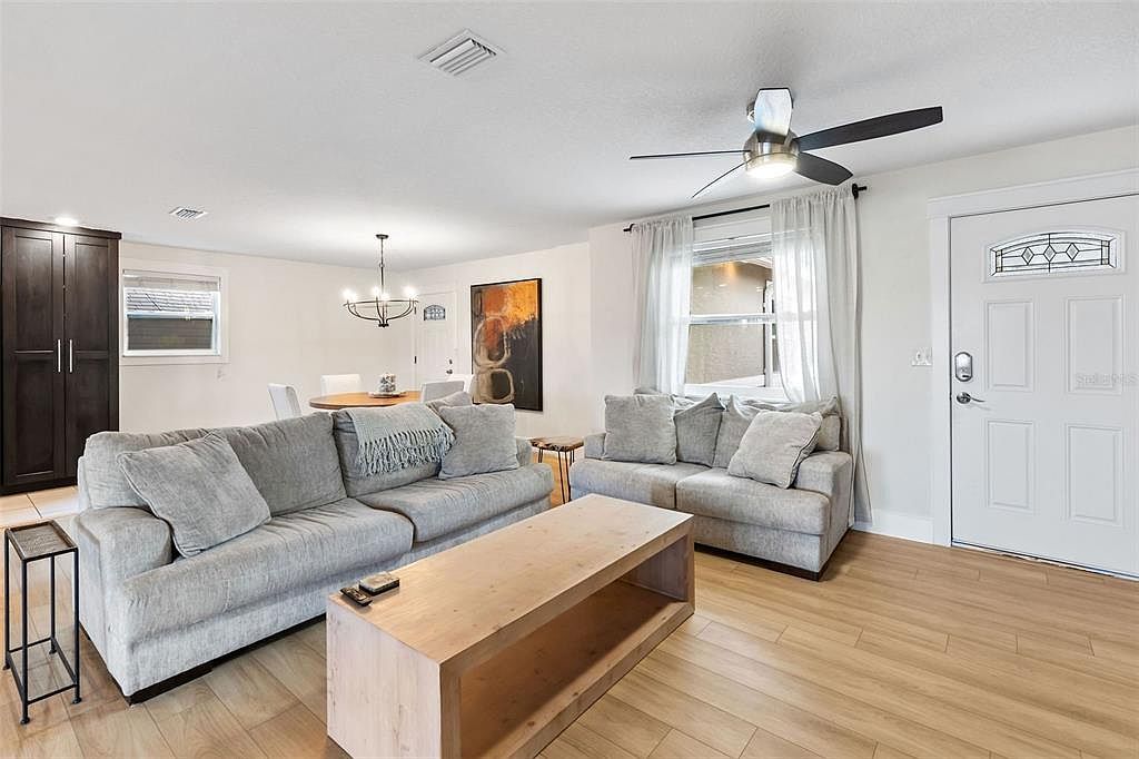 418 Acacia Cir Port Orange, FL 32127 - Thumbnail 5