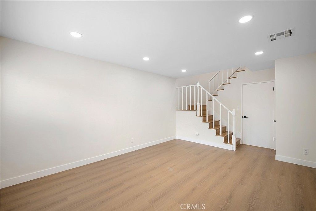 8601 Sunland Blvd Unit 5 Sun Valley, CA 91352 - Thumbnail 5