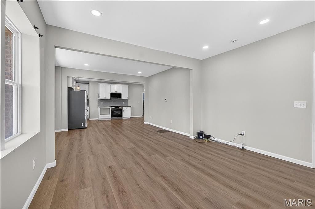 2837 Grand Ave Granite City, IL 62040 - Thumbnail 5