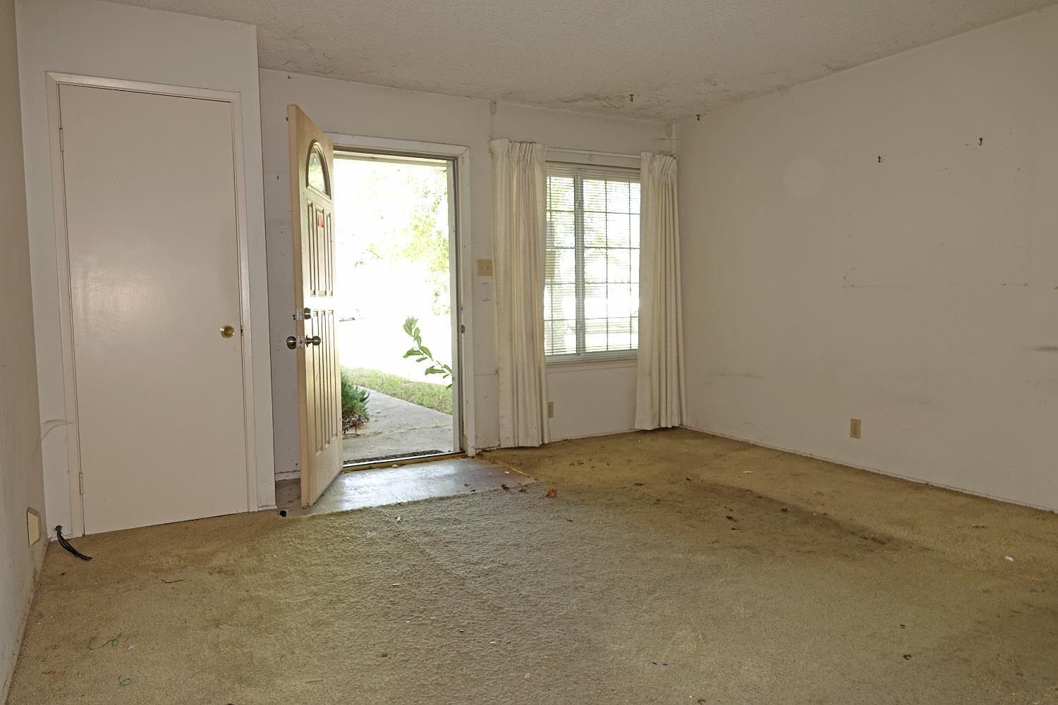 9325 Henley Way Sacramento, CA 95826 - Thumbnail 5