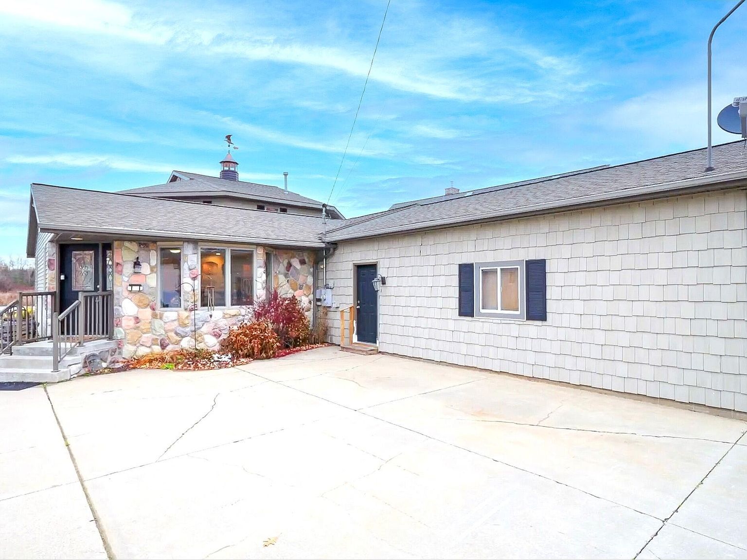 4690 Birchcrest Dr Houghton Lake, MI 48629 - Thumbnail 5