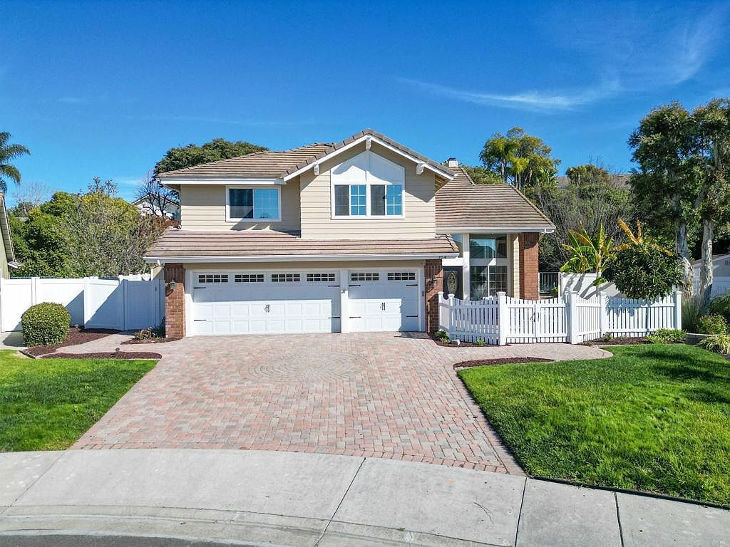 354 Lustrosos St Oceanside, CA 92057 - Thumbnail 5